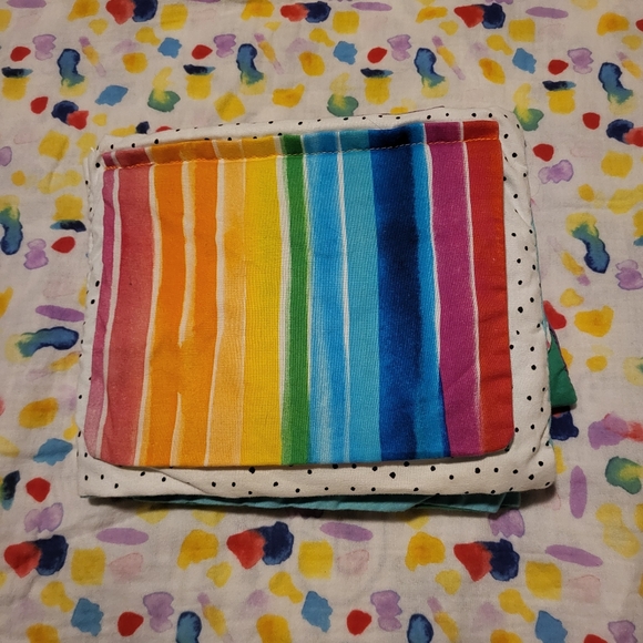 💚SOLD💚Lovevery soft book - Picture 2 of 12